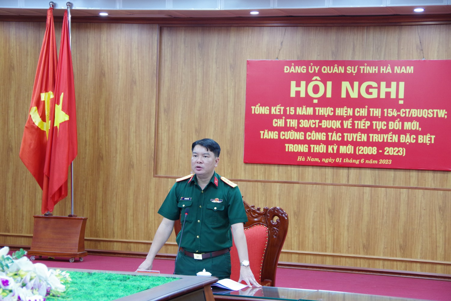 Anh chinh uy